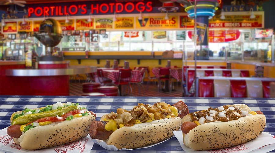 Hot_dogs_Portillo's